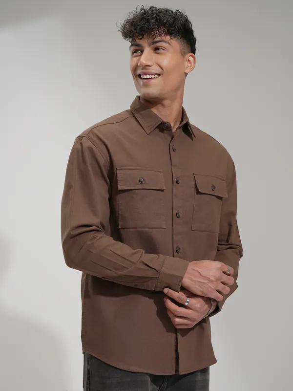 Highlander Men Brown Solid Relaxed Fit Casual Shirt