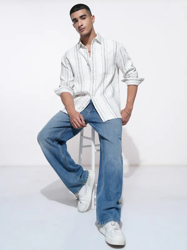 Highlander Men Cream Striped Relaxed Fit Casual Shirt