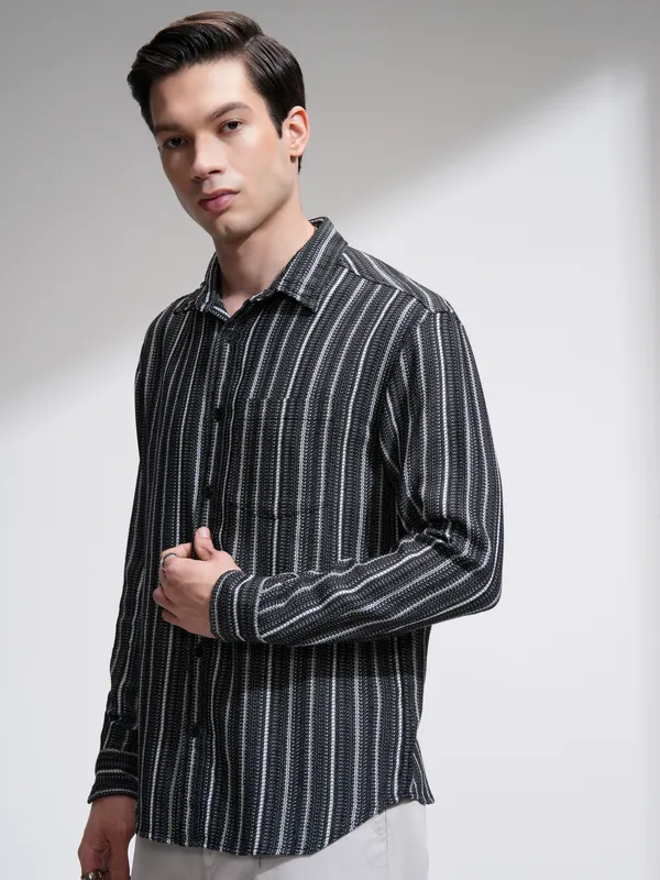 Highlander Men Black Striped Relaxed Fit Casual Shirt