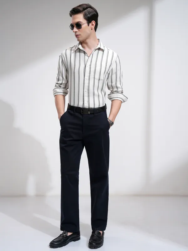 Highlander Men Off White Striped Relaxed Fit Casual Shirt