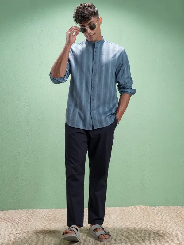 Highlander Men Blue Striped Relaxed Fit Casual Shirt