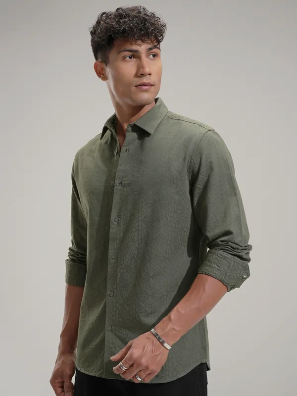 Highlander Men Olive Self Design Slim Fit Casual Shirt