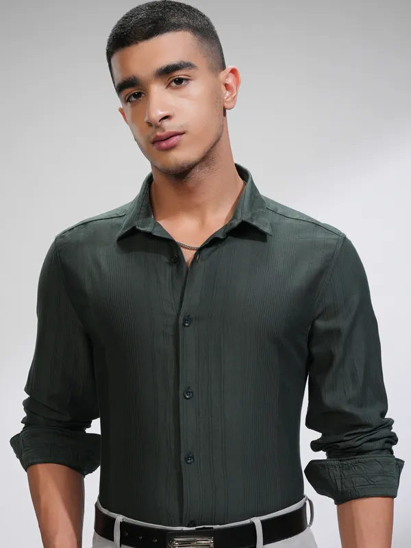 Highlander Men Green Striped Slim Fit Casual Shirt