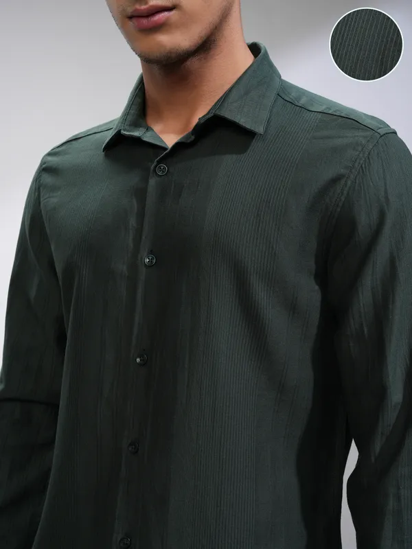 Highlander Men Green Striped Slim Fit Casual Shirt