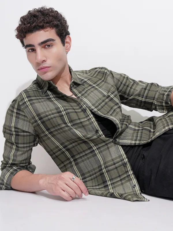 Men Slim Fit Casual Shirt