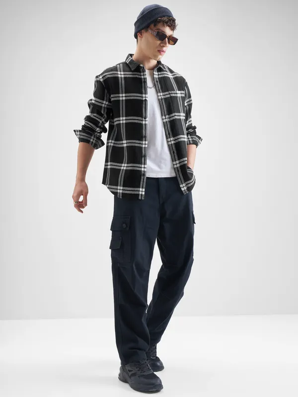 Highlander Men Black Checked Relaxed Fit Casual Shirt