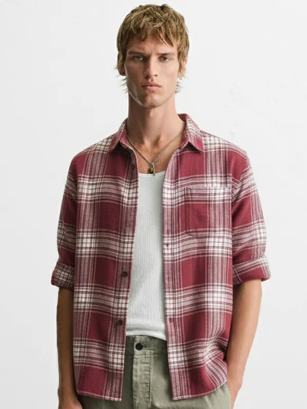 Highlander Men Red Checked Relaxed Fit Casual Shirt