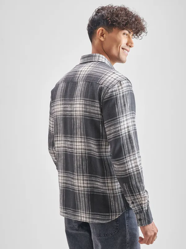 Highlander Men Charcoal Checked Relaxed Fit Casual Shirt