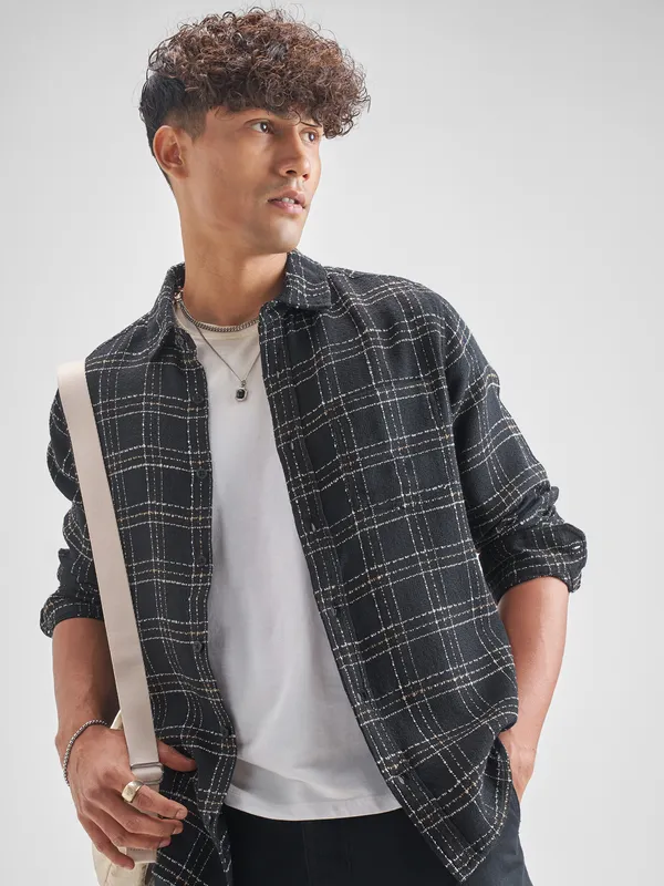 Men Slim Fit Casual Shirt