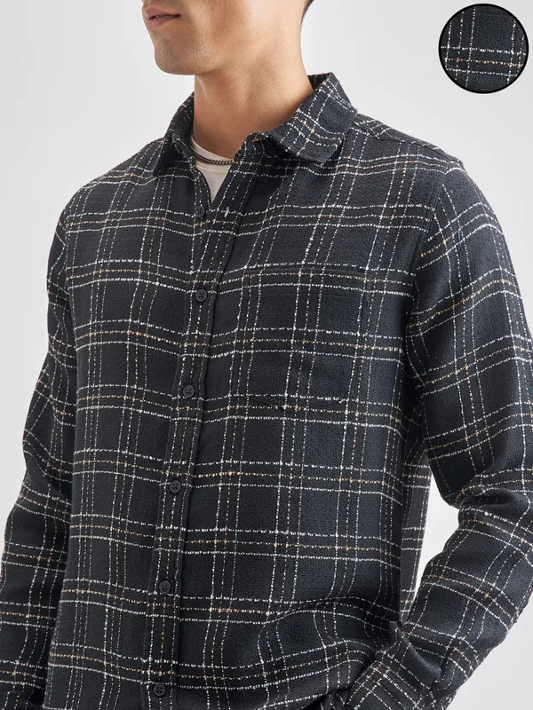 Men Slim Fit Casual Shirt