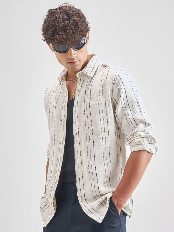 Men Slim Fit Casual Shirt