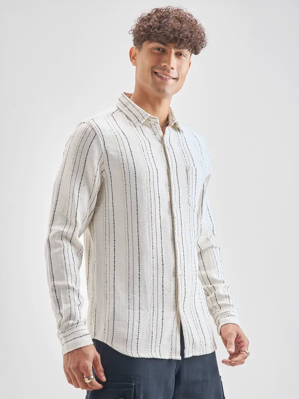 Men Slim Fit Casual Shirt