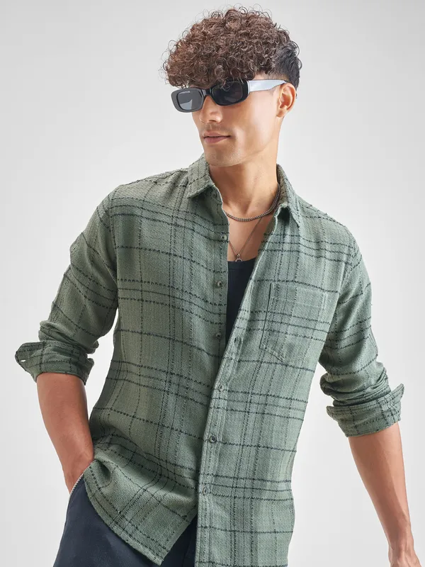 Men Slim Fit Casual Shirt