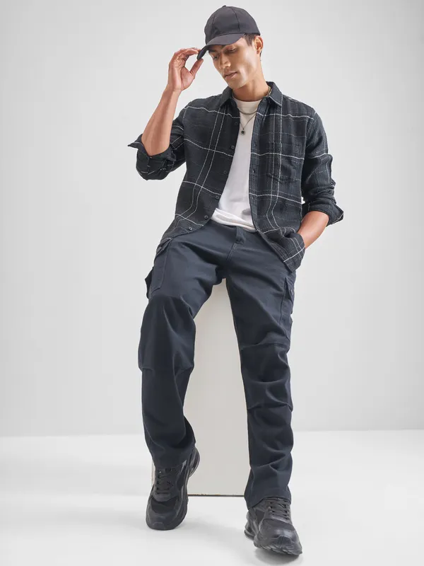 Highlander Men Black Checked Slim Fit Casual Shirt