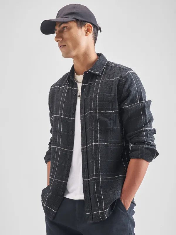 Highlander Men Black Checked Slim Fit Casual Shirt