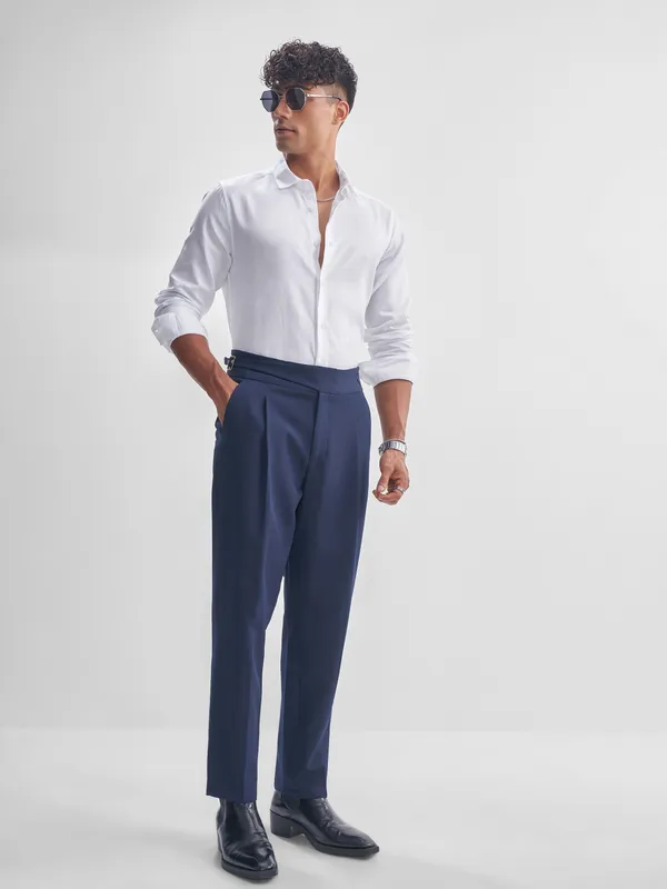 Highlander Men White Self Design Slim Fit Casual Shirt