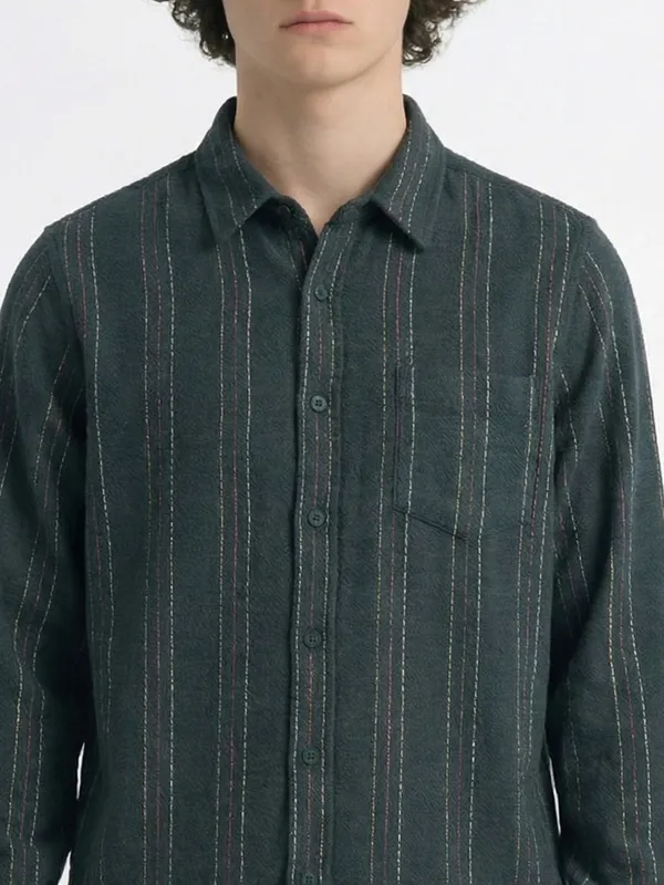 Highlander Men Green Striped Slim Fit Casual Shirt