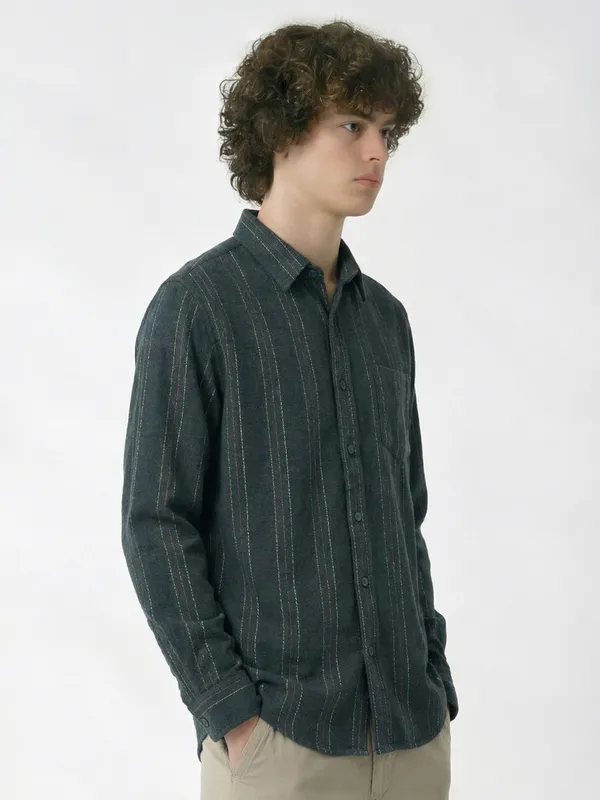 Highlander Men Green Striped Slim Fit Casual Shirt