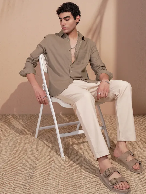 Highlander Men Khaki Self Design Slim Fit Casual Shirt