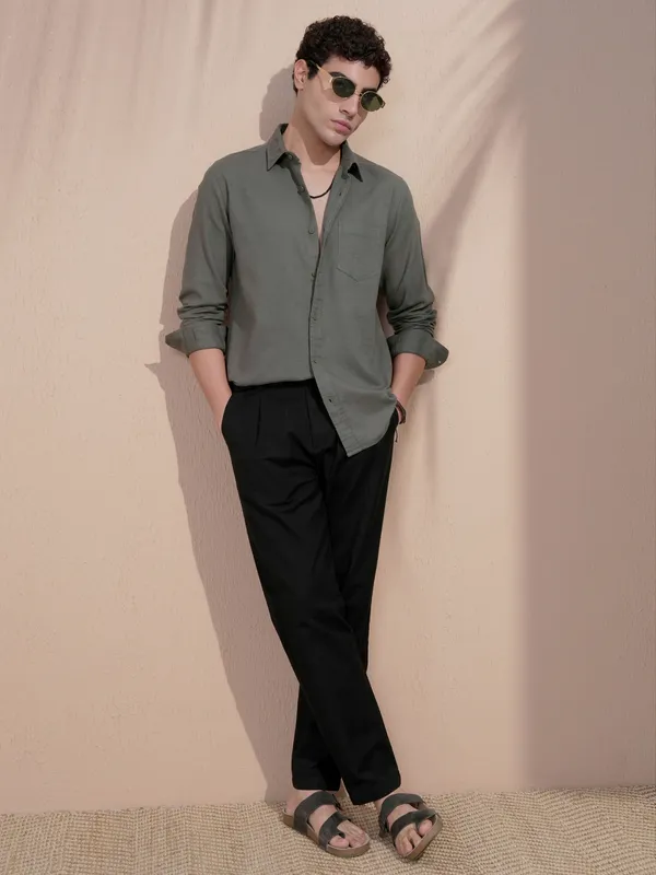 Highlander Men Olive Self Design Slim Fit Casual Shirt