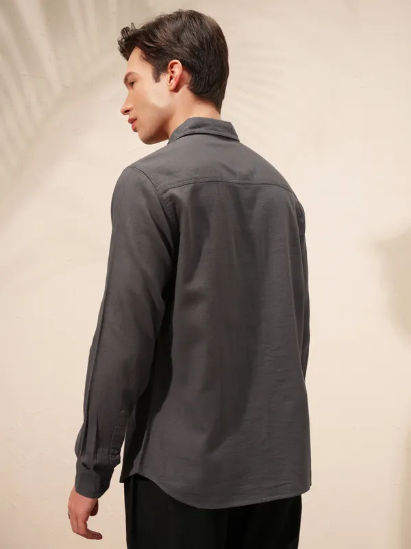 Highlander Men Grey Self Design Slim Fit Casual Shirt
