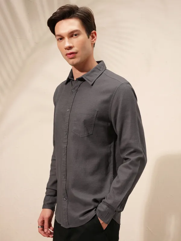 Highlander Men Grey Self Design Slim Fit Casual Shirt