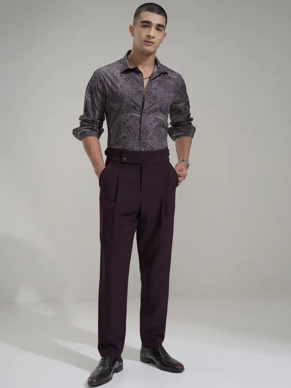 Highlander Men Mauve Printed Slim Fit Casual Shirt