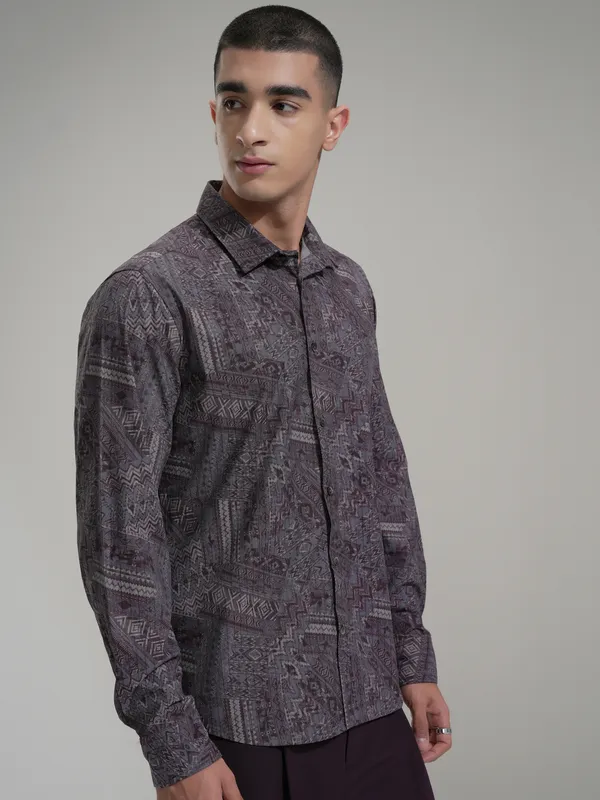 Highlander Men Mauve Printed Slim Fit Casual Shirt