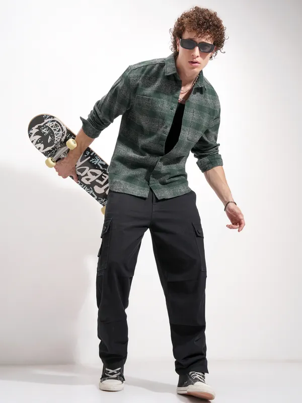 Highlander Men Green Checked Relaxed Fit Casual Shirt