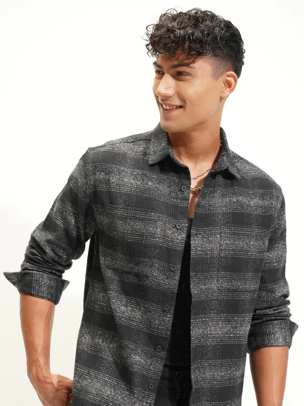 Highlander Men Black Checked Relaxed Fit Casual Shirt
