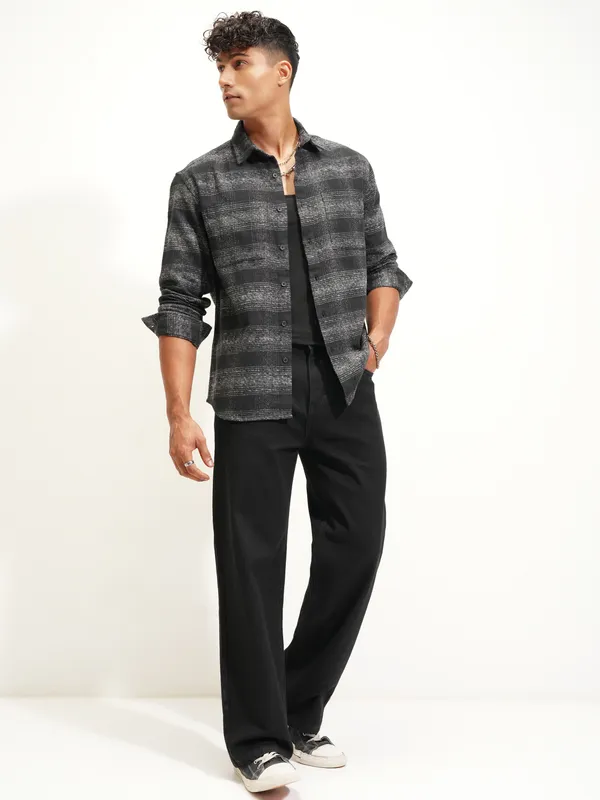 Highlander Men Black Checked Relaxed Fit Casual Shirt