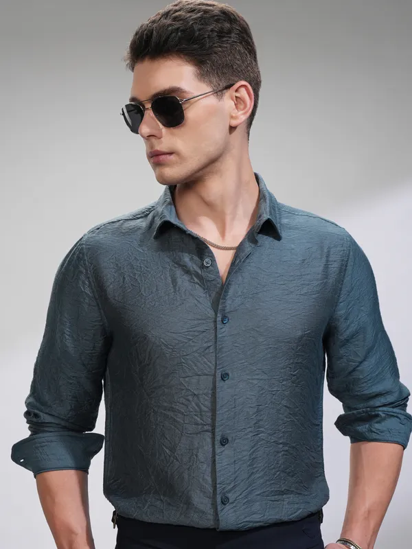 Highlander Men Blue Self Design Slim Fit Casual Shirt