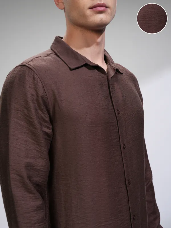 Highlander Men Brown Self Design Slim Fit Casual Shirt