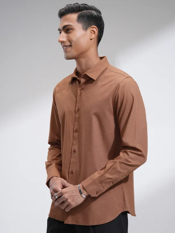 Highlander Men Rust Textured Slim Fit Casual Shirt