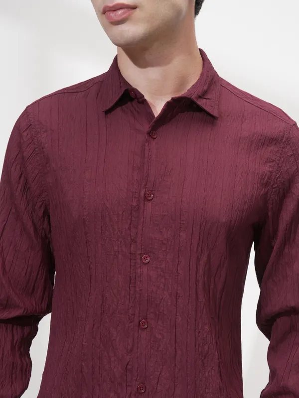 Highlander Men Maroon Striped Slim Fit Casual Shirt