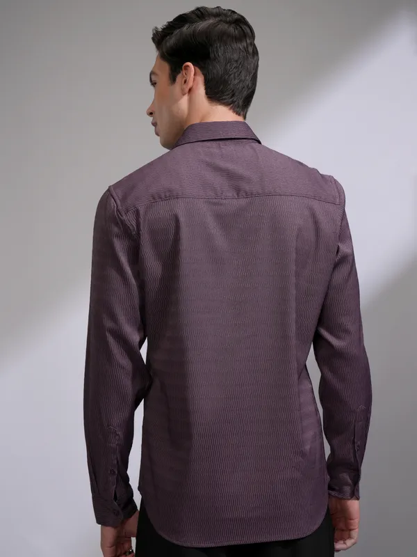 Highlander Men Purple Self Design Slim Fit Casual Shirt
