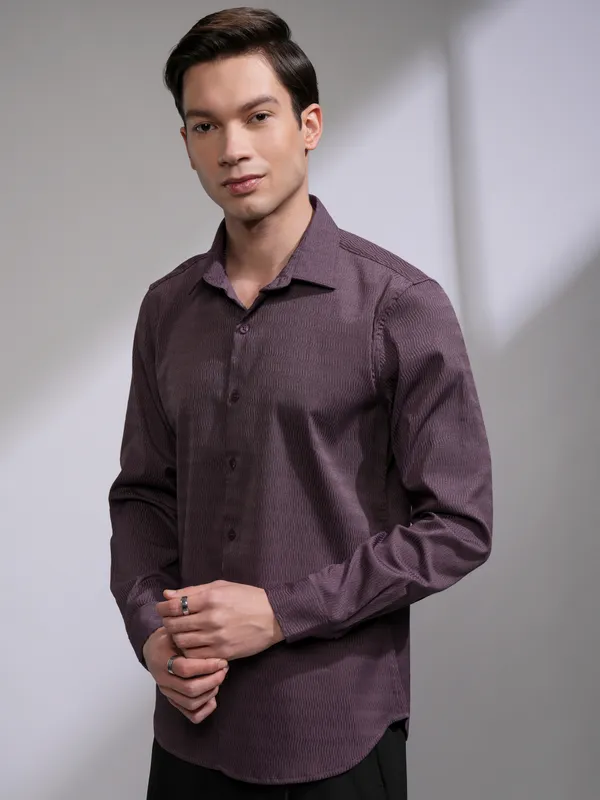 Highlander Men Purple Self Design Slim Fit Casual Shirt