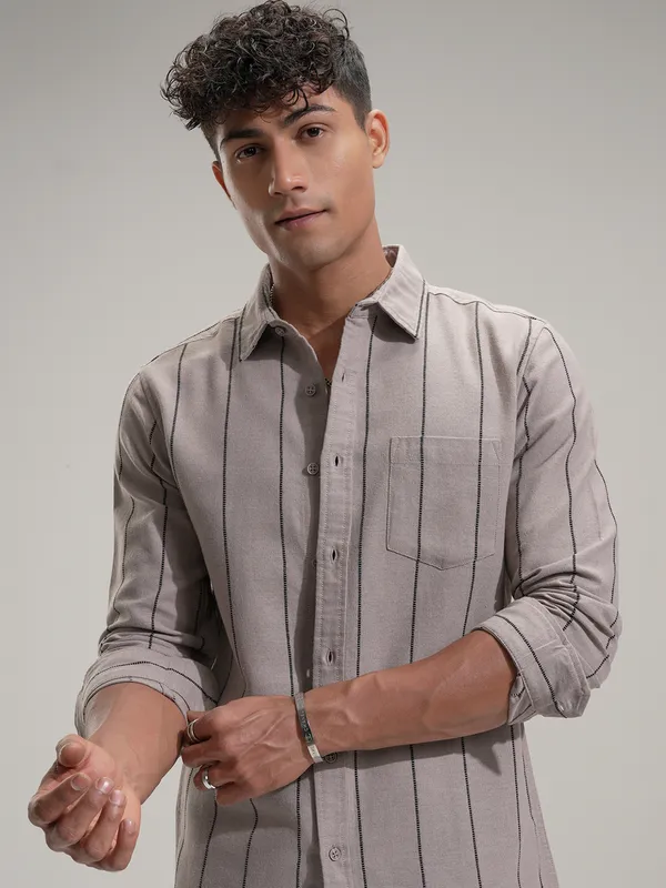 Highlander Men Tan Striped Slim Fit Casual Shirt