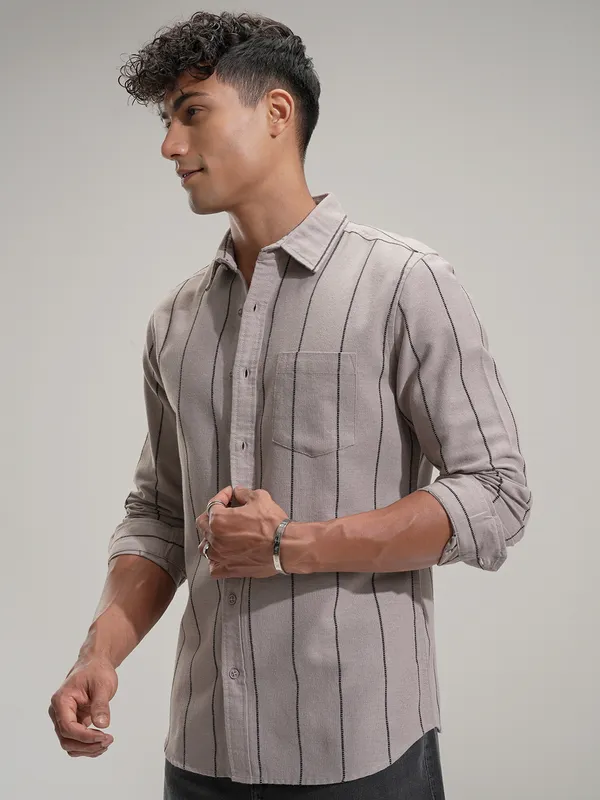 Highlander Men Tan Striped Slim Fit Casual Shirt