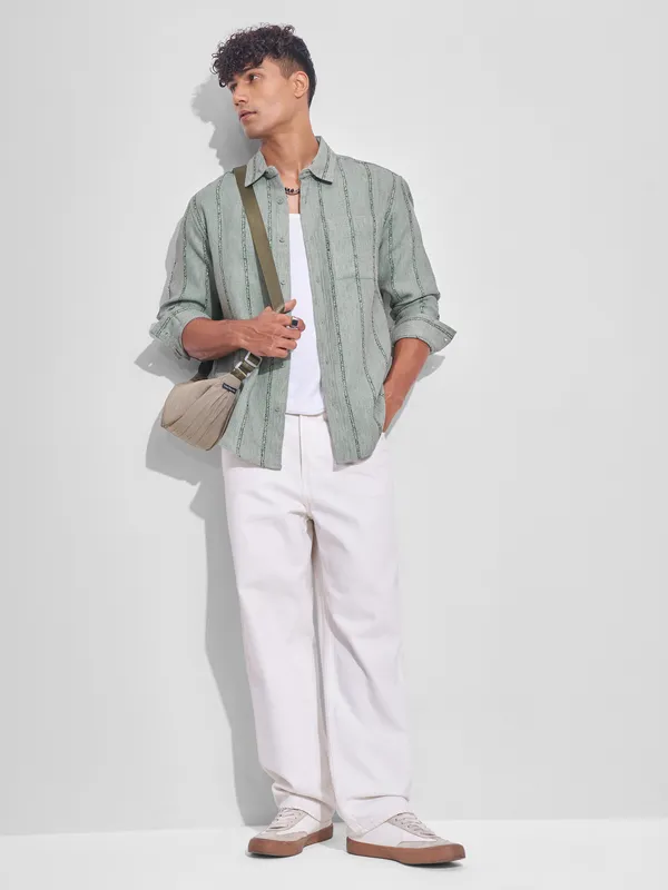 Highlander Men Green Striped Relaxed Fit Casual Shirt