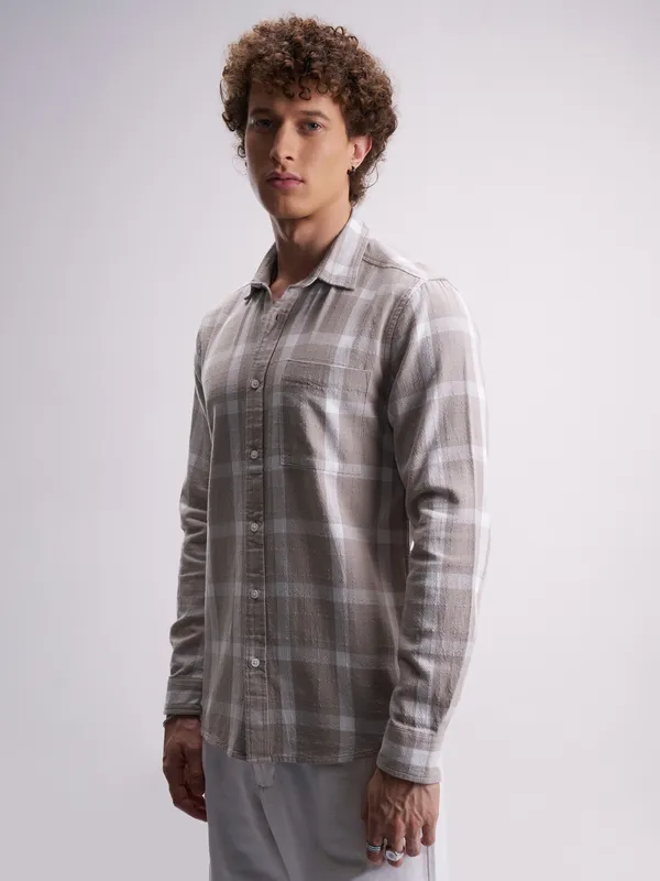 Highlander Men Tan Checked Relaxed Fit Casual Shirt