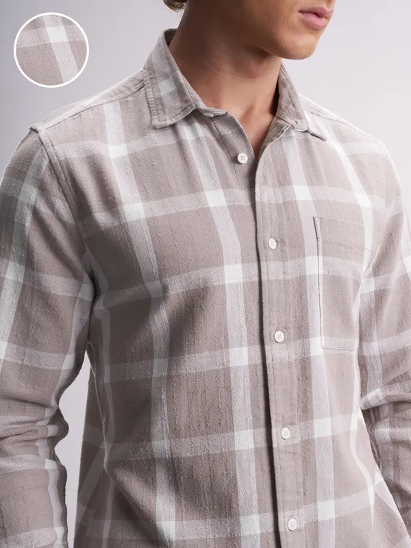 Highlander Men Tan Checked Relaxed Fit Casual Shirt