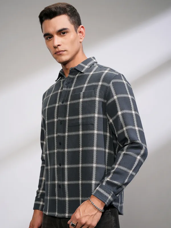 Highlander Men Grey Checked Relaxed Fit Casual Shirt