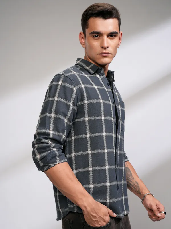 Highlander Men Grey Checked Relaxed Fit Casual Shirt