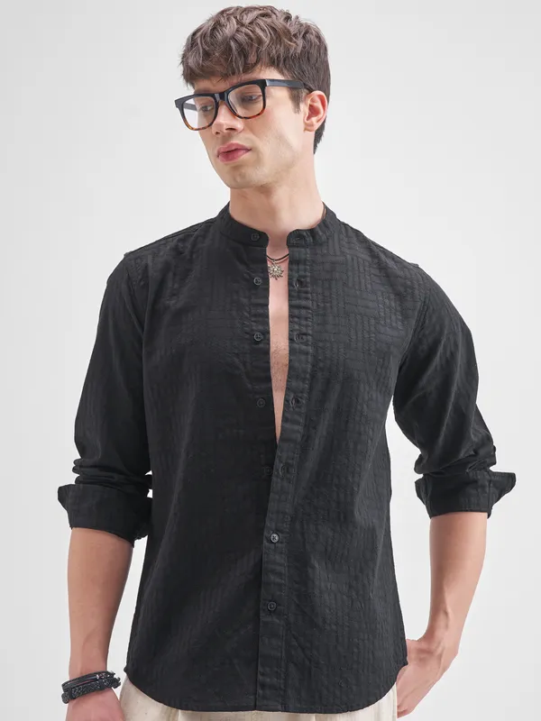Highlander Men Black Self Design Slim Fit Casual Shirt