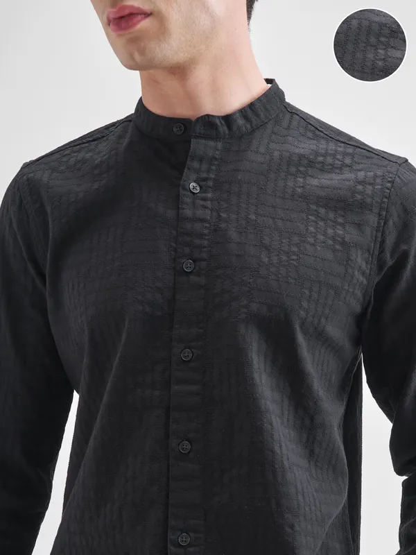 Highlander Men Black Self Design Slim Fit Casual Shirt