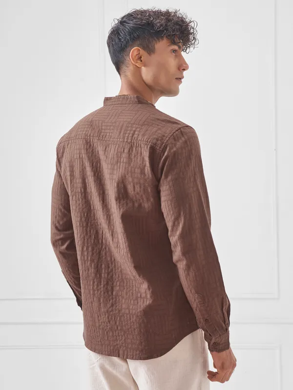 Highlander Men Brown Self Design Slim Fit Casual Shirt