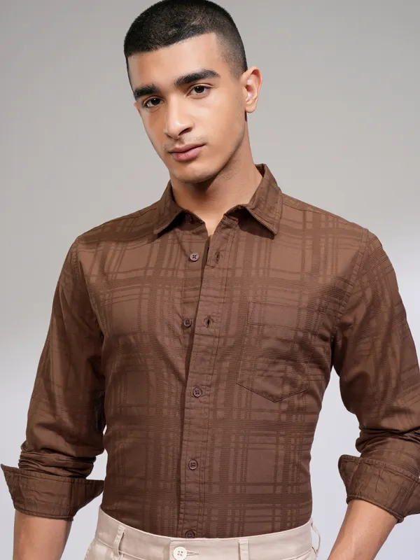 Men Slim Fit Casual Shirt