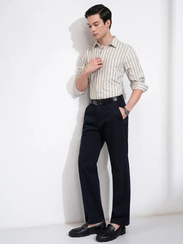 Highlander Men Cream Striped Slim Fit Casual Shirt