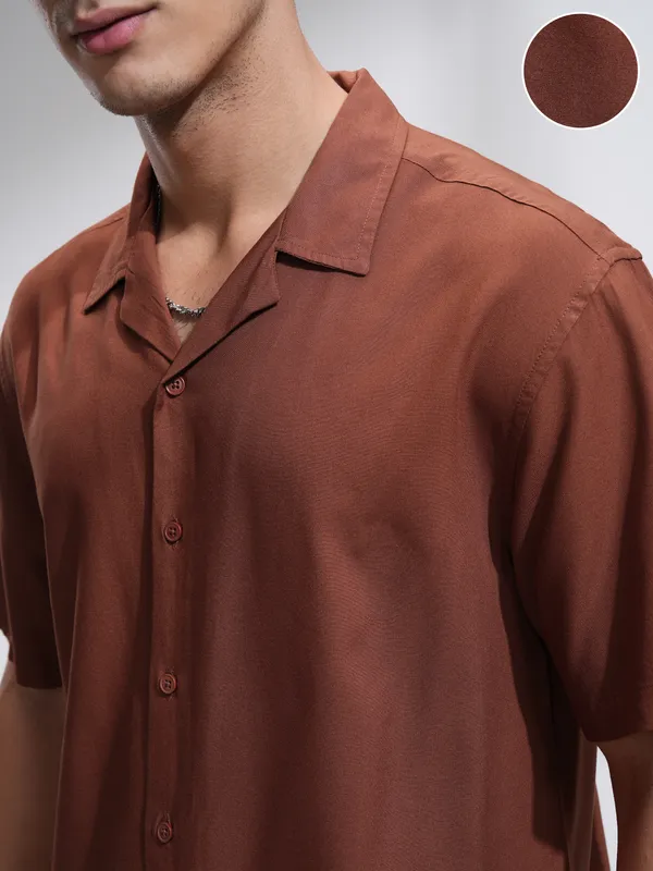 Highlander Men Rust Printed Relaxed Fit Casual Shirt